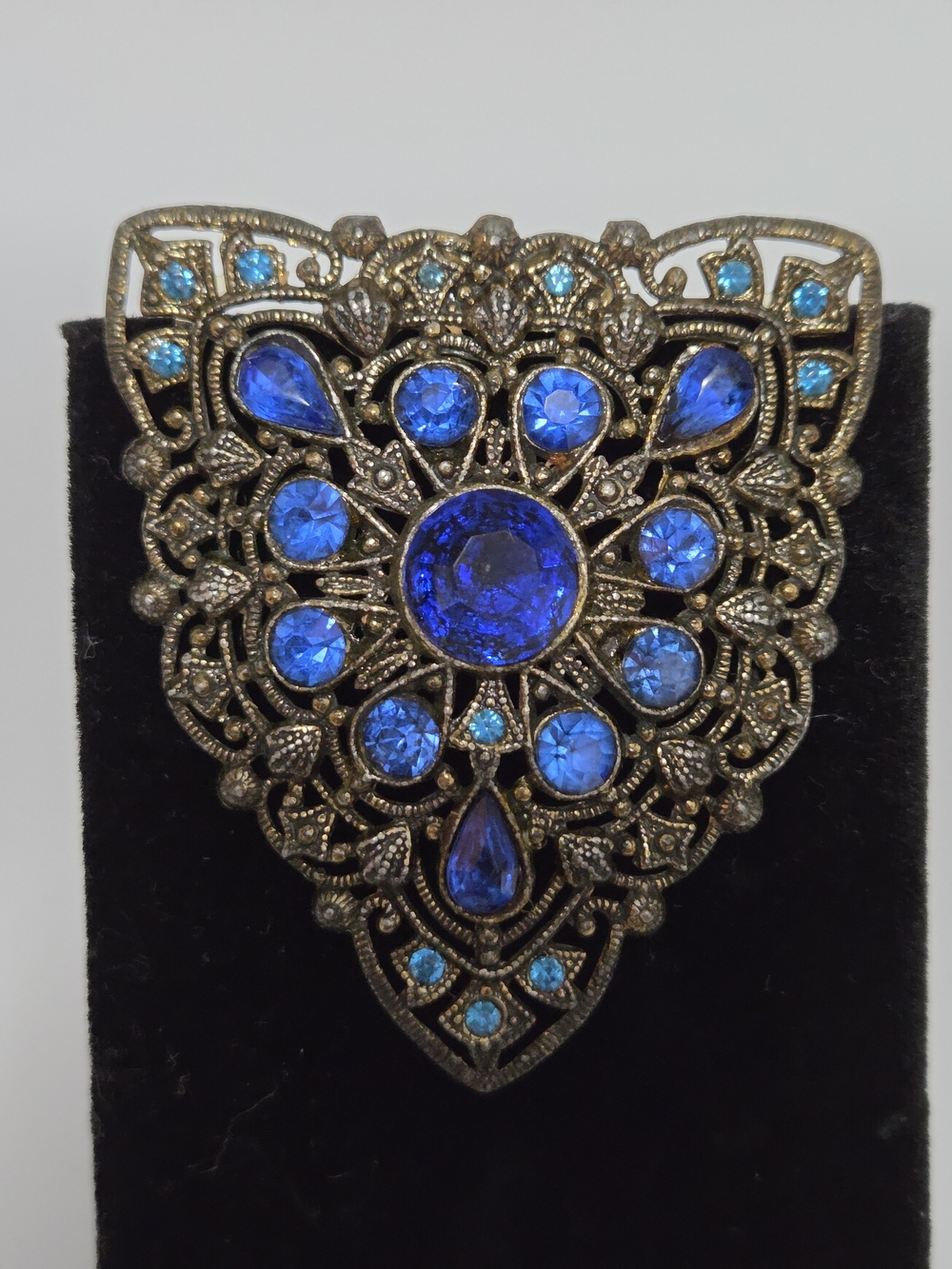 Vintage Czech Fur Clip Blue Glass Stones Brass Tone